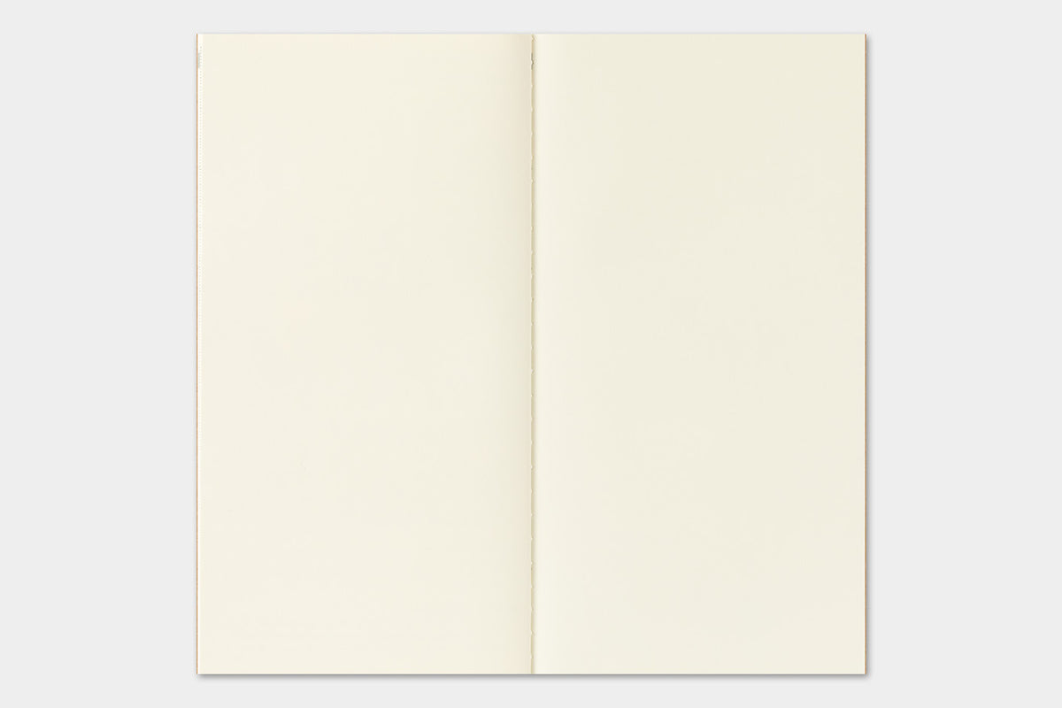 TRAVELER'S notebook 2027 Monthly Diary (Regular Size)
Welcome the upcoming year in high spirits with TRAVELER'S notebook 2027 Diary lineup where each notebook becomes unique by adding your personal flare!