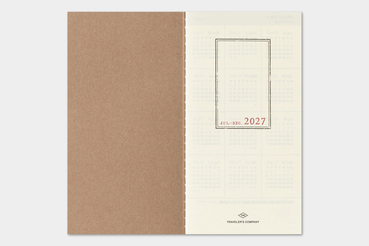 TRAVELER'S notebook 2027 Weekly + Memo Diary (Regular Size)
Welcome the upcoming year in high spirits with TRAVELER'S notebook 2027 Diary lineup where each notebook becomes unique by adding your personal flare!