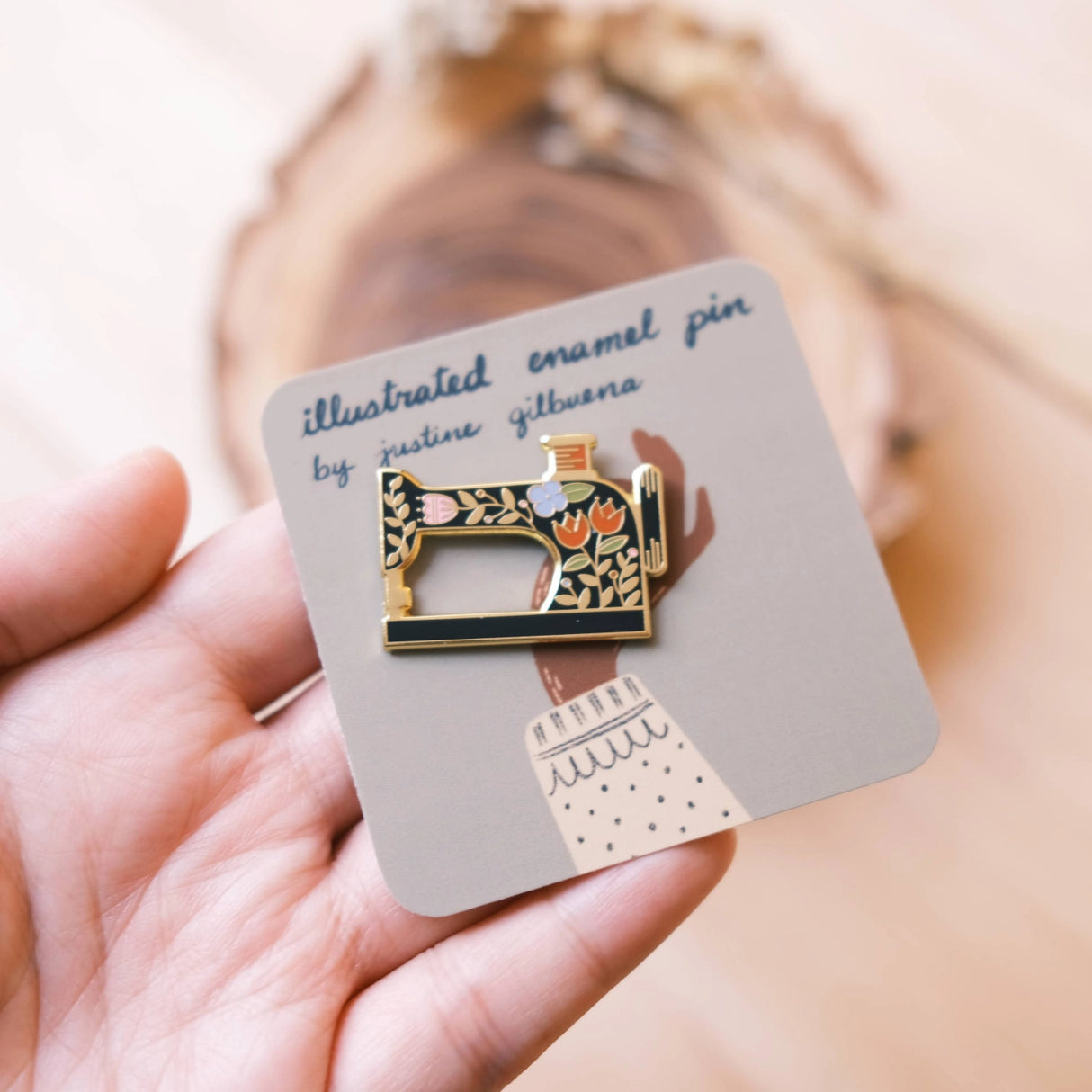Sewing Machine (Black) Enamel Pin