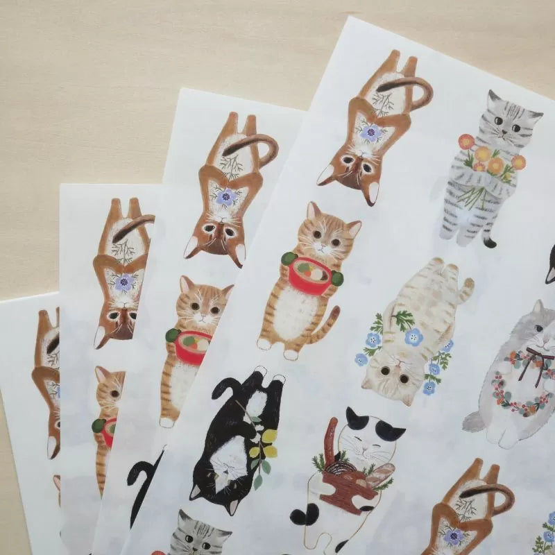 Featuring charming watercolor of different cats from Japanese illustrator 4legs.
This A4 sized paper set includes 20 sheets of paper with the same design featuring over 12 different cat drawings. Perfect to use as wrapping paper, making small bags, or using it as a book cover.
Contents: 20 sheets
Size: A4 size (210×297mm)
Paper type/thickness: About the thickness of copy paper