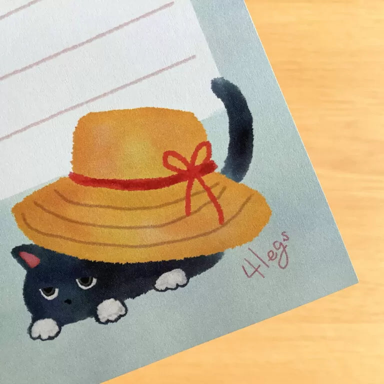 4legs A6 Letter Paper - Cranky Cat
Featuring charming watercolor of cranky cats from Japanese illustrator 4legs
It is a convenient size that is not too big or too small. Please use it as a communication tool for small thank you and announcements. There are no lines on the front side, so you can use it freely as a shop card or business card with stamps and stickers as well as memos and letters. It is a great gift for people who like paper. The gorgeous and gentl