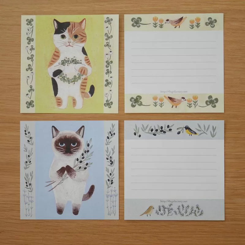 Featuring charming watercolor of cats with flowers and plants from Japanese illustrator 4legs
It is a convenient size that is not too big or too small. Please use it as a communication tool for small thank you and announcements. There are no lines on the front side, so you can use it freely as a shop card or business card with stamps and stickers as well as memos and letters. It is a great gift for people who like paper. The gorgeous and gentle designs will