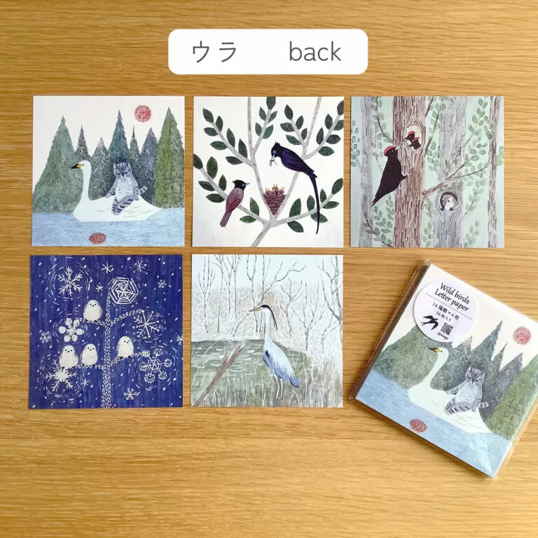 Featuring charming watercolor of wild birds and plants commonly found in Japan from Japanese illustrator 4legs
It is a convenient size that is not too big or too small. Please use it as a communication tool for small thank you and announcements. There are no lines on the front side, so you can use it freely as a shop card or business card with stamps and stickers as well as memos and letters. It is a great gift for people who like paper. The gorgeous and gentle
