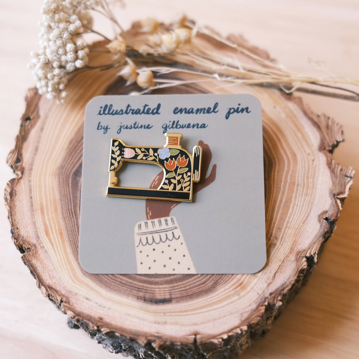 Sewing Machine (Black) Enamel Pin