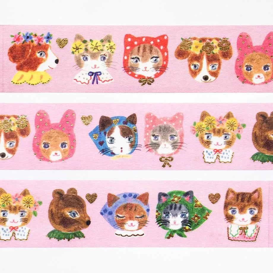 Cozyca Products - Aiko Fukawa Washi Tape - niko niko
Masking tape by illustrator Aiko Fukawa. A cute design with a line of smiling and smiling fashion. Every time I use it, it's so cute that I can't help but smile! Accented with glittering gold foil.
20mm wide x 5m long