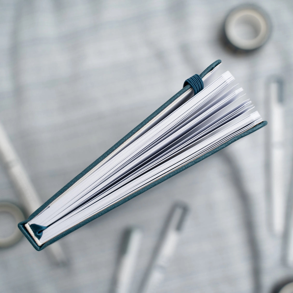 Archer and Olive presents the A5 Doorbuster - Superfan, a stationery essential for journaling enthusiasts. Our journal/diary is a trusted companion for those who value mental wellness and express creativity. This A5-sized journal features our iconic design, providing a perfect space for your thoughts, plans, and ideas. It is a must-have for anyone who appreciates the art of writing. Whether you're a seasoned journaler or just starting your journey, our A5 Doorbuster - Superfan journal is your perfect partne