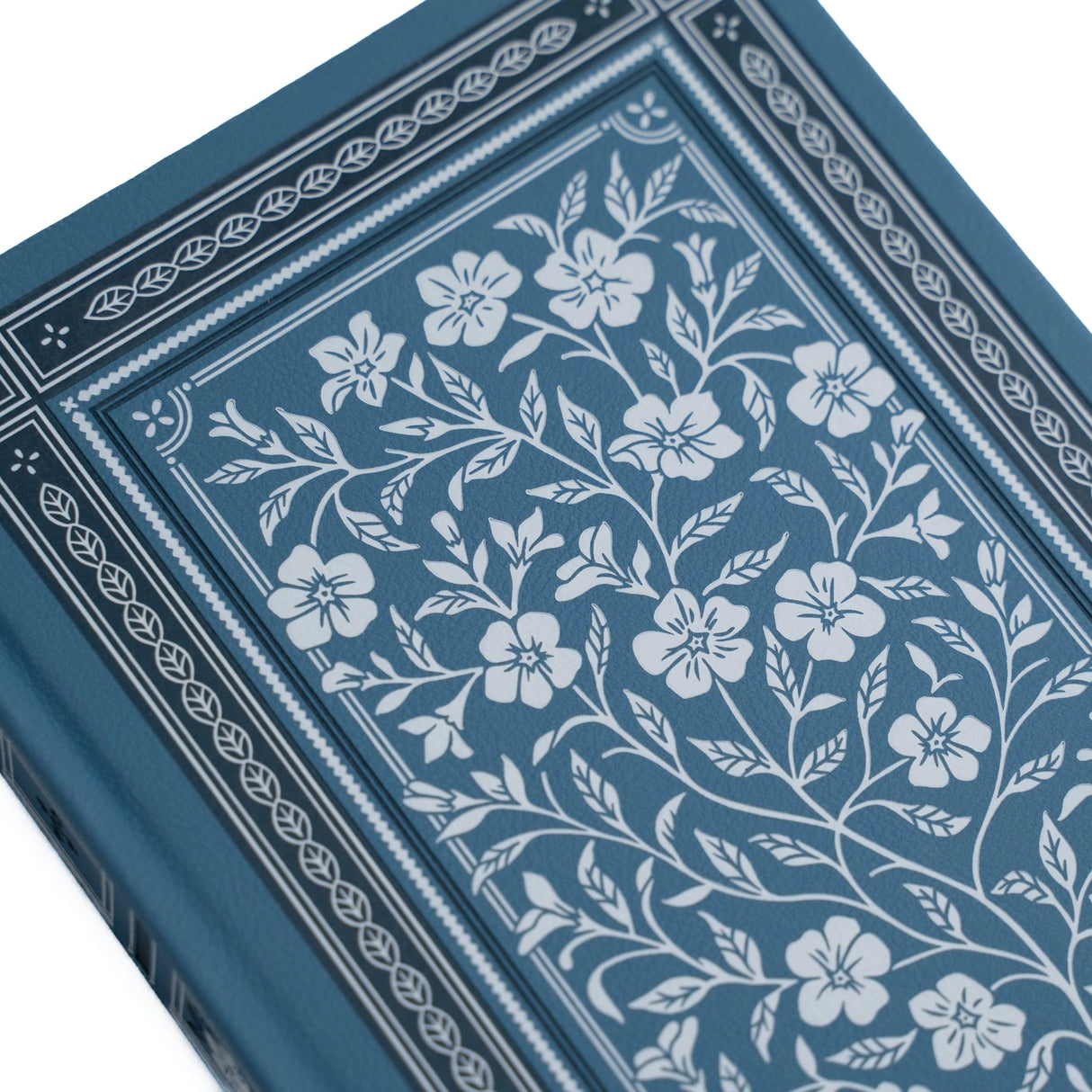 Wild Periwinkle Notebook
Let your creativity unfurl like a field of wildflowers. The Wild Periwinkle Notebook pairs soft blue tones with delicate white florals, creating a peaceful place to gather your thoughts, start new projects, and savor quiet moments of reflection. It’s a beautifully timeless companion for journaling, planning, or everyday inspiration.