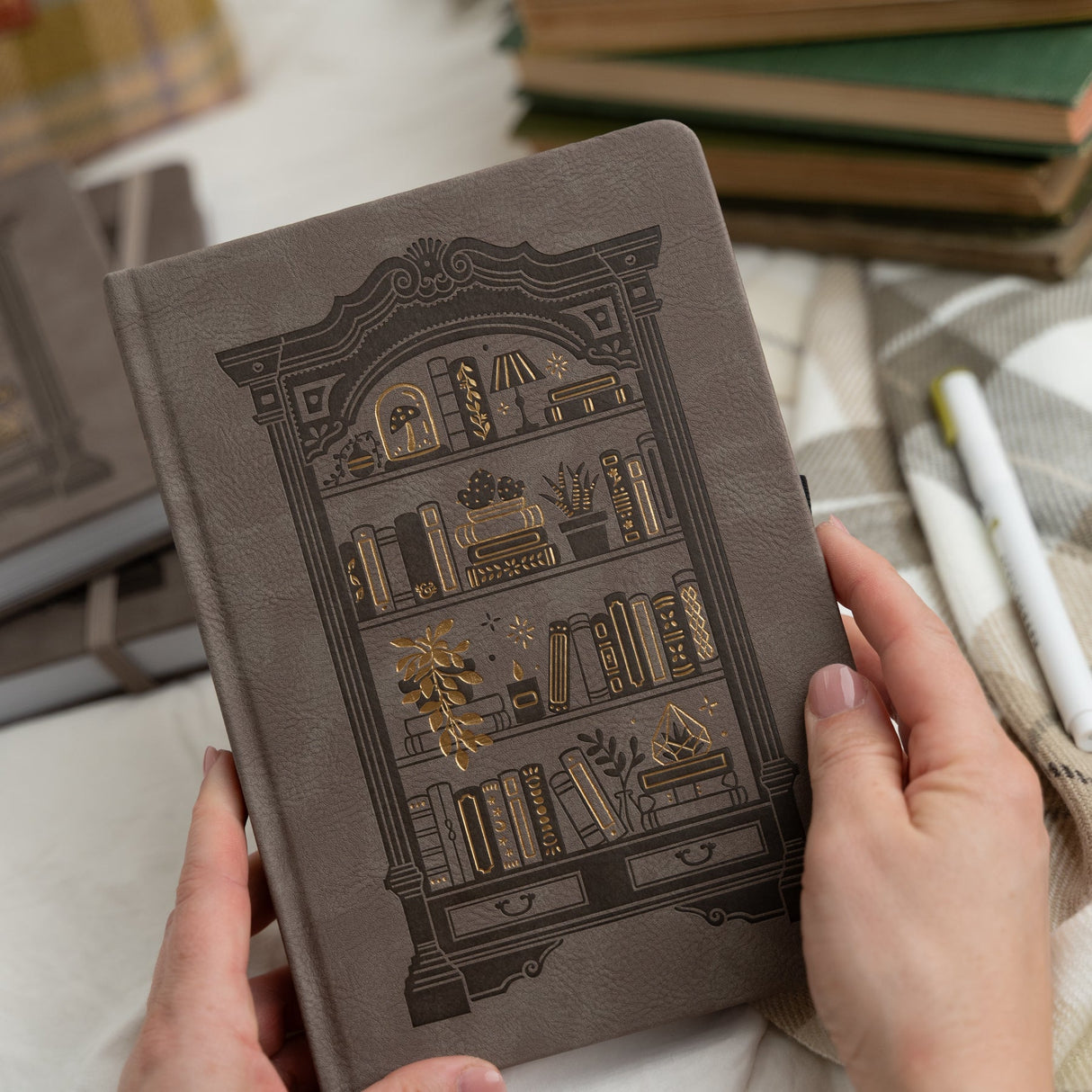 Archer and Olive Notebook: Bookshelf