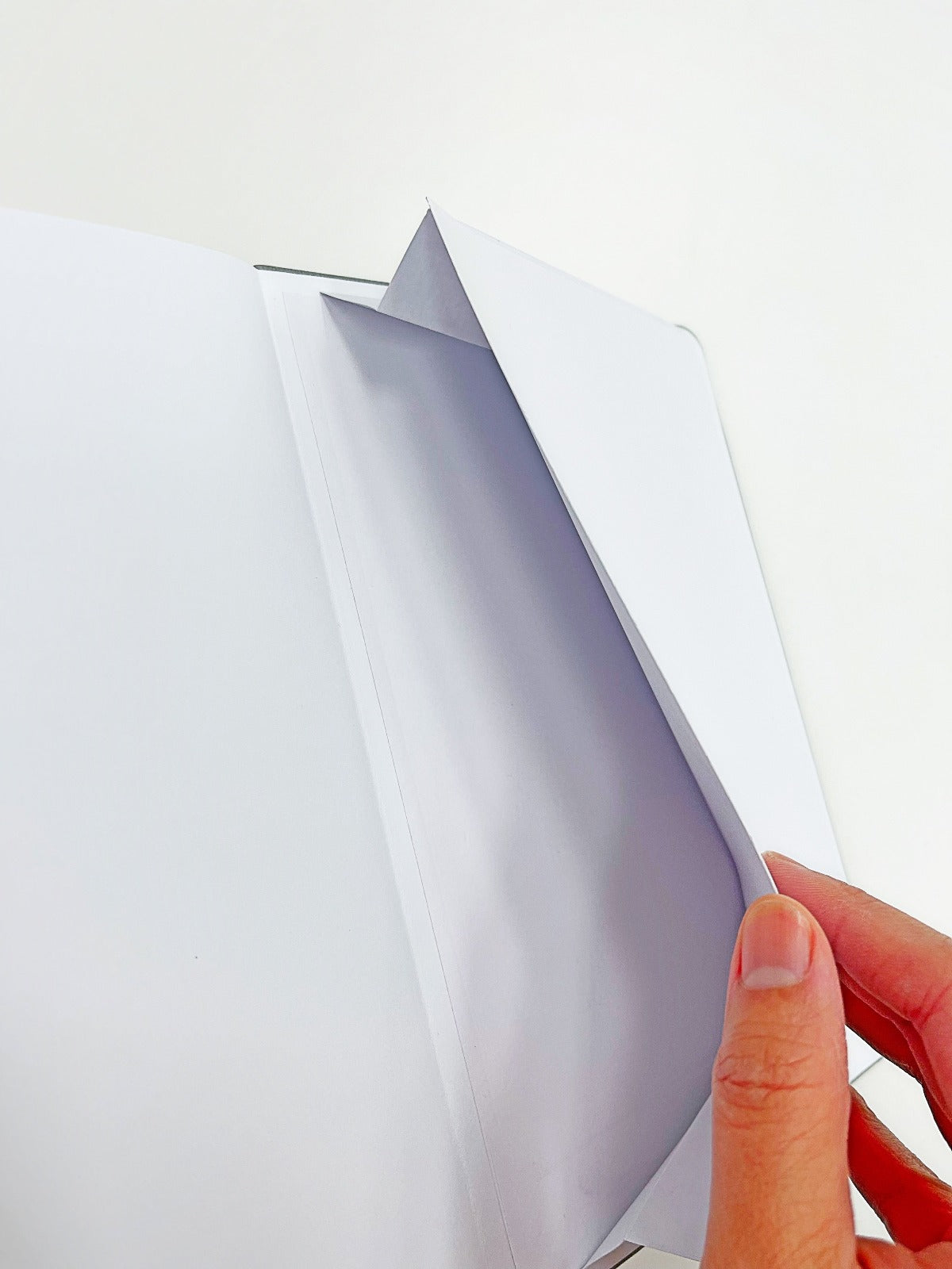 Cuaderno de cuadrícula de puntos Boba Love A5