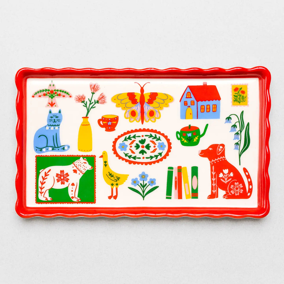 Ban.do Scandinavian Icons Trinket Tray
Cozy meets convenience! This adorable ceramic trinket tray features all your favorite Scandinavian icons, with a scalloped edge to keep all your bobbles home sweet home.
Product Details:
Dimensions: 7.5 in. x 4.5 in.
Ceramic