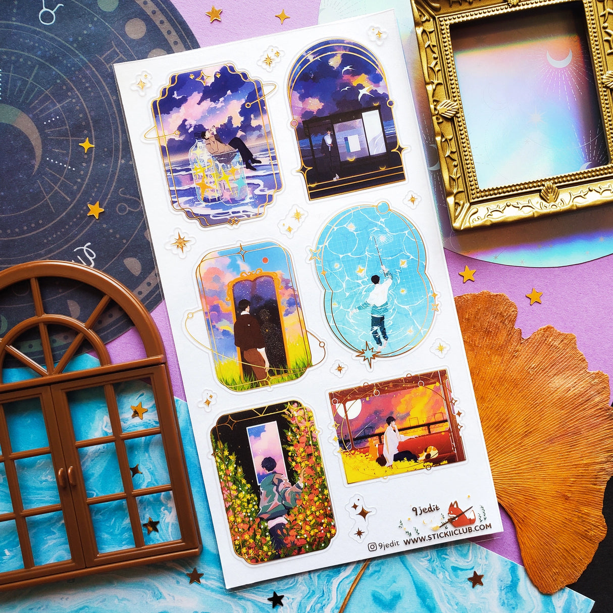 🌙⭐ Wanna get even further away? @9jedit’s got you covered with this stellar celestial set. Sometimes we can only escape in our daydreams and why would we want that to be ordinary? Think cozy reads under crescent moons, ferris wheel rides through cotton candy skies, and portals to worlds that aren’t planet earth. Take us away!
Art by: @9jedit
Top Coating: Gold foil
Adhesive Layer: PVC (plastic)
Backing Layer: Clear PET
6.69" x 3.54". Weight - 0.03lbs.
1 sheet included