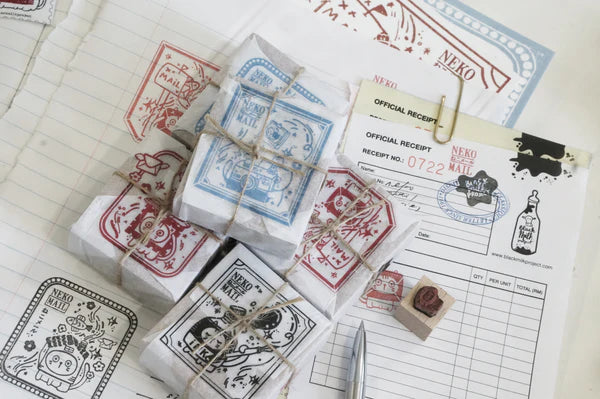 Size: approximately 4.5cm x 4.5cm
The stamps are made of industrial high grade red rubber with the finest details.As all stamps are assembled, cut, sanded by hand, size and shape may vary slightly. Wood material will differ depending on what the forest elves bring!
Stamps might be slightly stained because of quality tests during the process, but it will not affect your stamping color. 