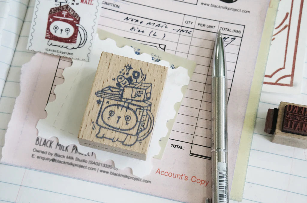 Size: approximately 4cm x 3cm
The stamps are made of industrial high grade red rubber with the finest details.As all stamps are assembled, cut, sanded by hand, size and shape may vary slightly. Wood material will differ depending on what the forest elves bring!
Stamps might be slightly stained because of quality tests during the process, but it will not affect your stamping color. 