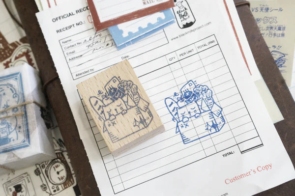 Size: approximately 4cm x 3cm
The stamps are made of industrial high grade red rubber with the finest details.As all stamps are assembled, cut, sanded by hand, size and shape may vary slightly. Wood material will differ depending on what the forest elves bring!
Stamps might be slightly stained because of quality tests during the process, but it will not affect your stamping color. 