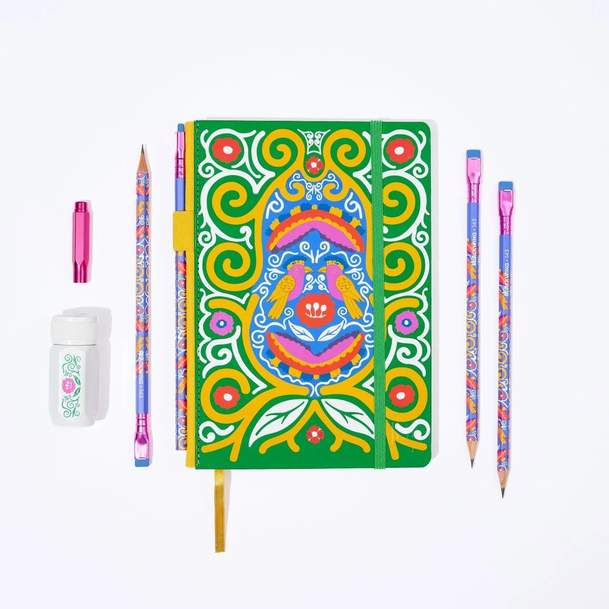 Volume 143 is our tribute to Frida Kahlo. The model number 143 is a nod to the 143 paintings commonly attributed to her over the course of her life.
The limited-edition Volume 143 Frida Kahlo Notebook Essentials Set includes a Vol. 143 Frida Kahlo Notebook, 4 x Vol. 143 Pencils, Vol. 143 One-Step Sharpener, and a Vol. 143 Point Guard, all inside a Frida Kahlo-inspired gift box.
Contains:
1 x Vol. 143 Frida Kahlo Notebook
4 x Vol. 143 Pencils with Soft Graphite
1 x Vol. 143 One-Step Sharpener
1 x Vol. 143