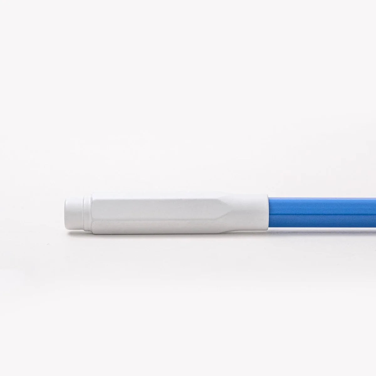The Blackwing Point Guard is designed to ensure your Blackwing pencil gets wherever you’re going in one piece. Crafted out of lightweight, machined aluminum, the Point Guard goes over the point of your Blackwing pencil, keeping it safe in your bag, pocket, or pencil roll. The tip of your pencil “floats” inside the cap to protect your point against unexpected drops or jams.
Point Guards are available in matte black, matte white, bright gold, bright silver, or a mixed set of 3 (gold, silver, and black).