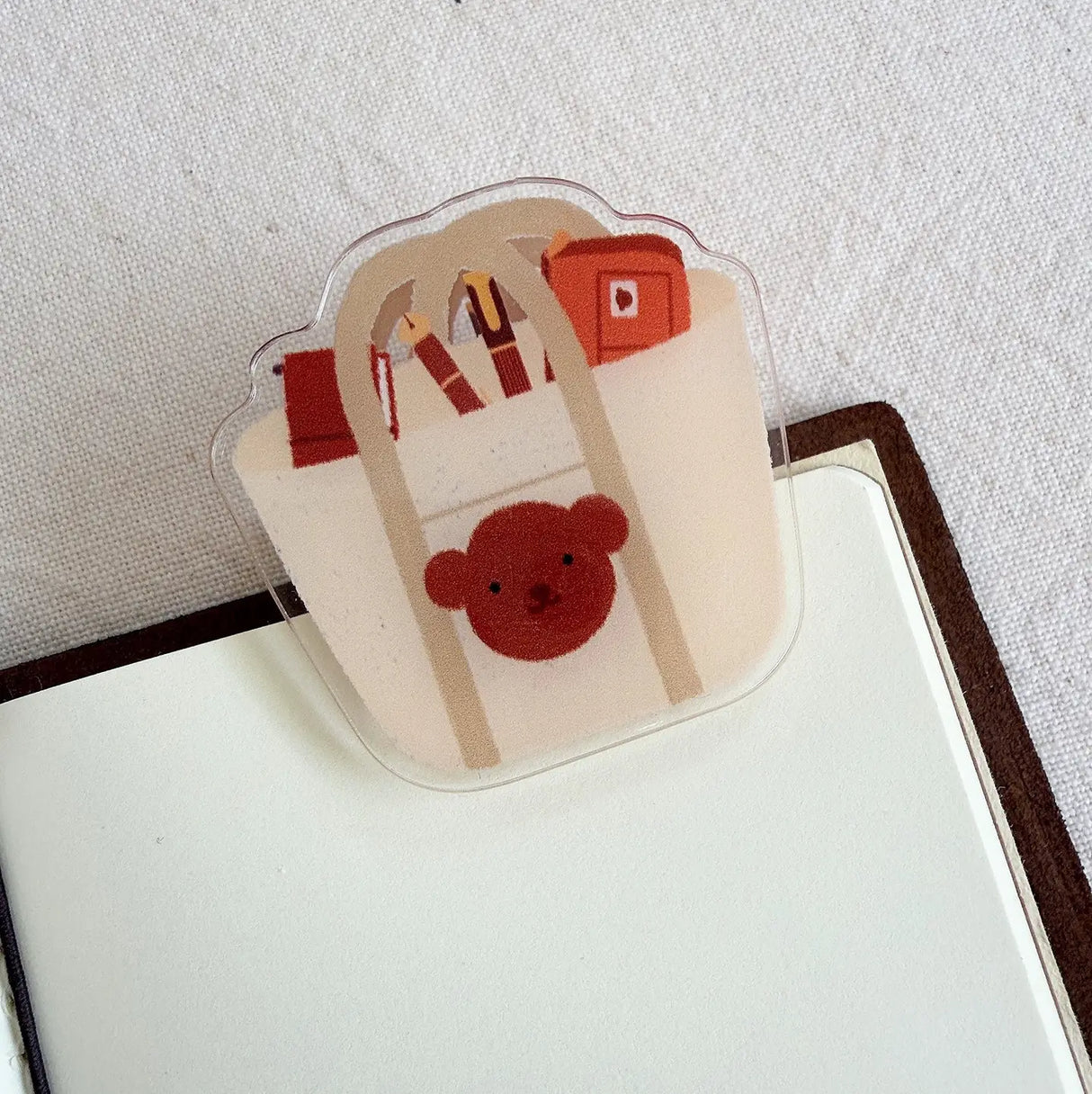 Bloom Paper Studio Acrylic Clip - Choco's Planner Bag
An acrylic clip to hold pages open in your planner, journal, or book! This clip doesn't crease the pages.
- 1.8"x1.4"
- removable clear film on both sides
Note: Colors on screen may appear slightly different in person. By purchasing, you have acknowledged reading this disclaimer.