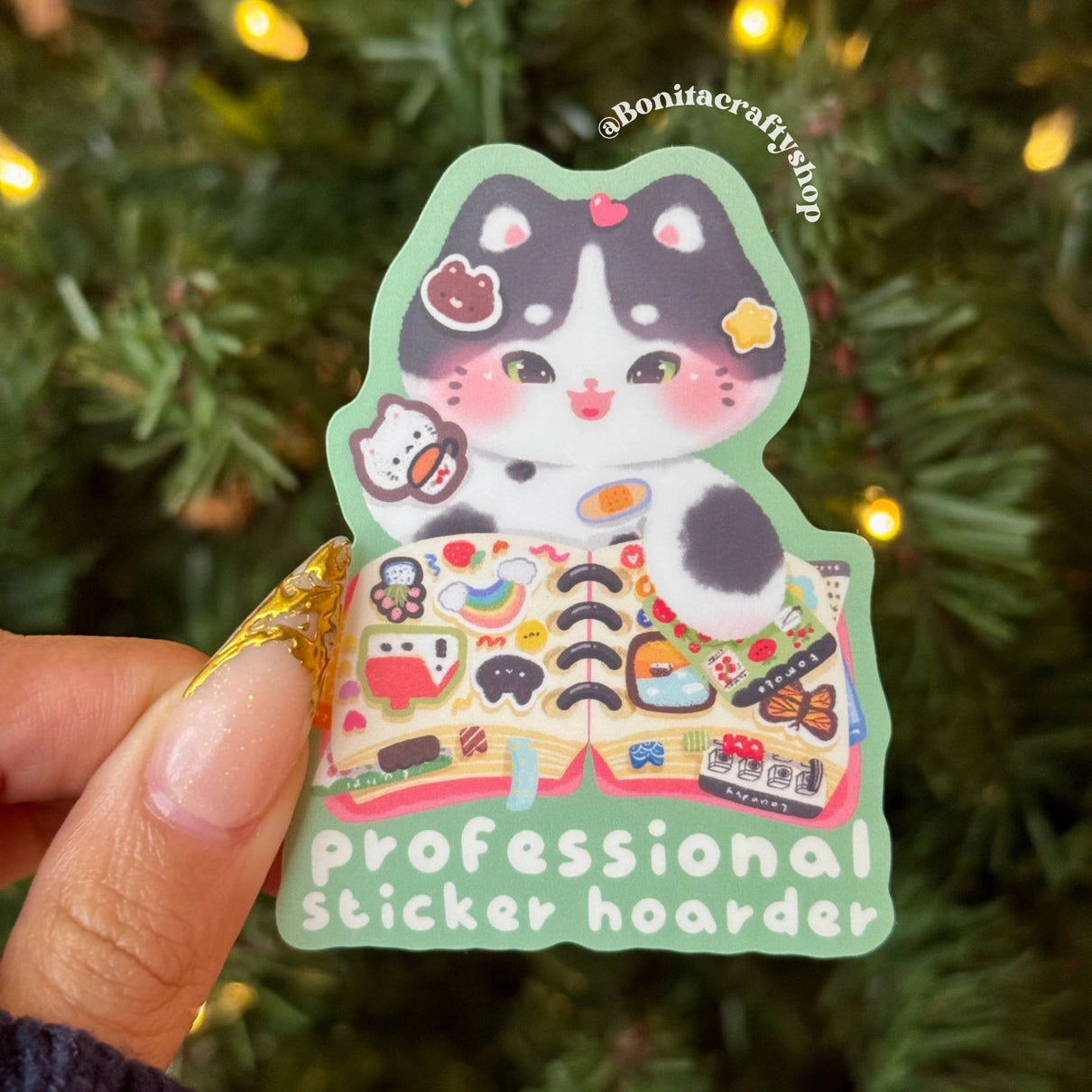 This Professional Sticker Hoarder matte sticker features an adorable kawaii cat surrounded by tiny stickers, perfect for anyone who loves collecting stickers just as much as using them. πΎπ
β‘ STICKER DETAILS β‘
~ Sticker size: 2.3ββ inches
~ Printed on matte sticker paper
~ Matte Laminate finish β¨
~ Scratch-resistant surface, water-resistant
~ ONLY Handwash. This sticker is not dishwasher or microwave safe.