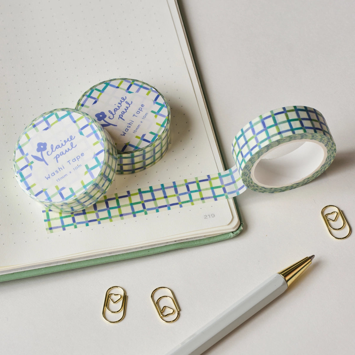 Washi tape in a blue quilted grid pattern!
This paper masking tape is perfect for decorating your bullet journal and planners, scrapbooking & gift wrapping. It'll add some fun and colour to any surface and is easy to peel off.
10m x 15mm