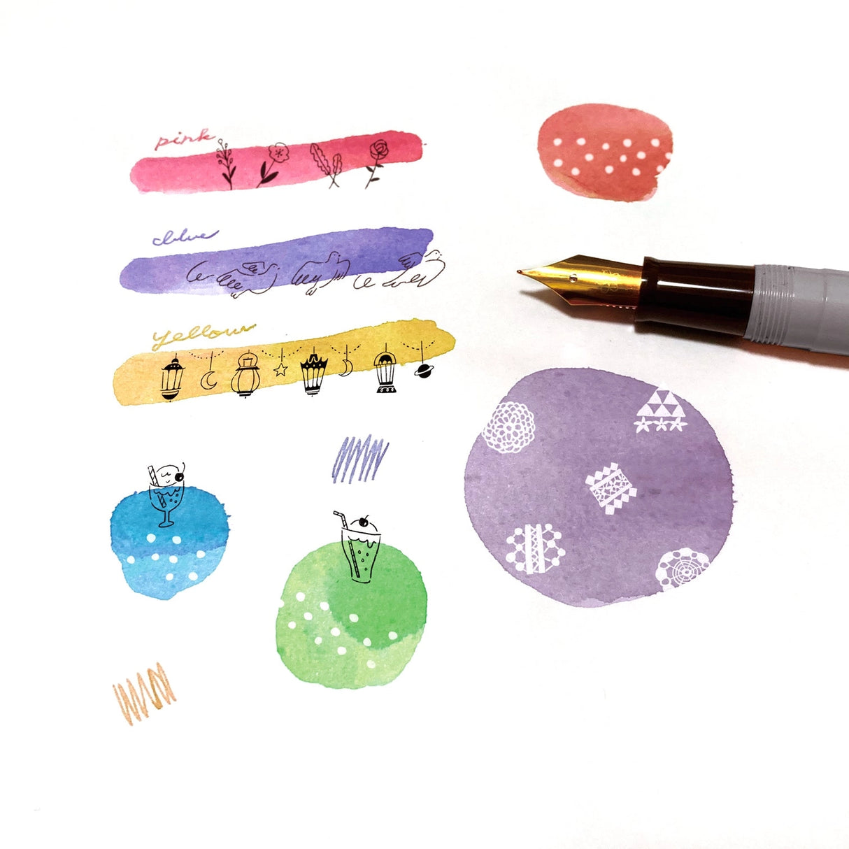 Deco Rush is a decorative tape that works like a correction tape and provides an easy way to spruce up your pages with a cute look. You can use it to accent where you’ve written plans for the day or draw a line with it to make a section of the page stand out.