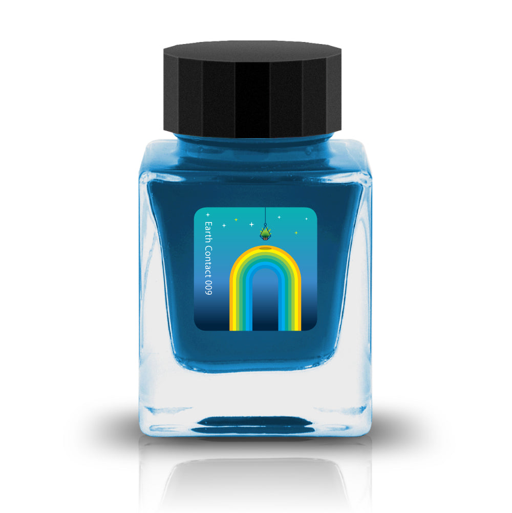 Embrace the bold and vibrant tones of nature through Tono & Lims' Earth Contact Line. Inspired by rich gemstones, each ink color is perfect for those who enjoy adding radiance to their collection. Be sure to shake the bottle well before use to evenly disperse the glitter.
RGB: 7, 145, 239
Blue
Shimmering
30 ml
