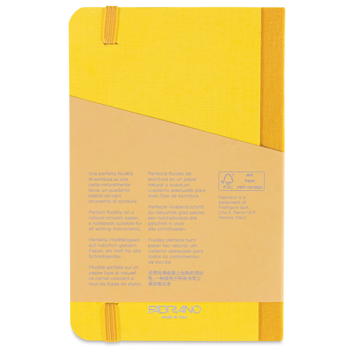 Ecoqua Plus by Fabriano is a collection of notebooks designed to accompany you every day, withstanding prolonged use. These notebooks open perfectly, allowing you to comfortably write on every page, right down to the last. Entirely made in Italy, they use the best raw materials and are produced with renewable energy, demonstrating a concrete commitment to sustainability.