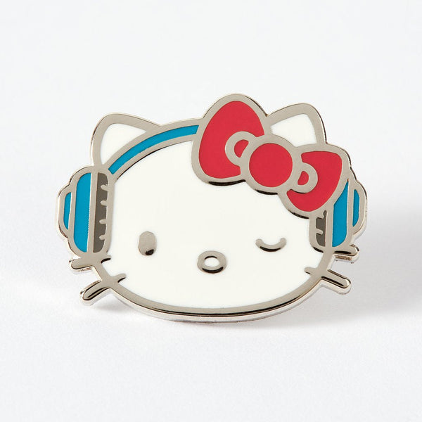  Hello Kitty Pin