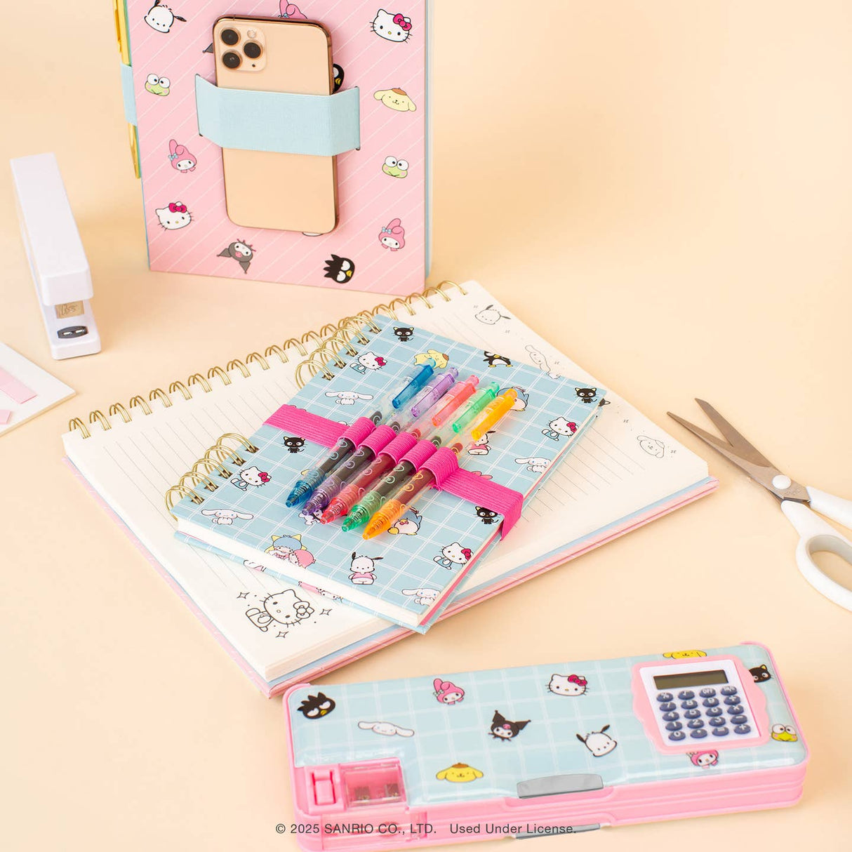 Hello Kitty and Friends Blue Grid Harper Notebook & Pen Set