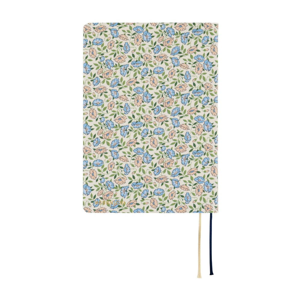 Sasha Kiora is a small floral pattern reminiscent of the pastoral illustrations by Kate Greenaway, a representative picture book artist of the latter half of 19th century Britain. With pink and light blue anemones drifting through the breeze, and small buds and leaves peeking through, this elegant design is reminiscent of a windy meadow.