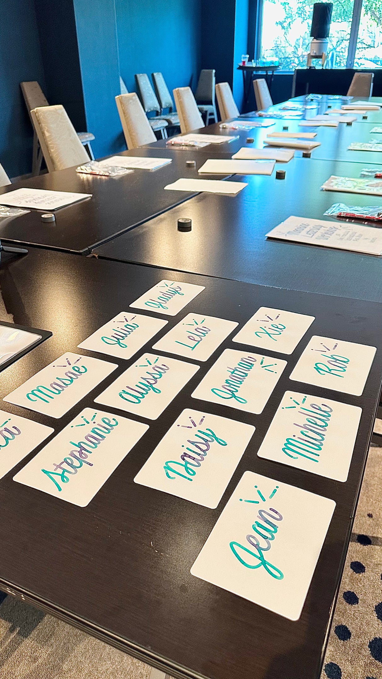 Monoline Lettering Workshop with Bechori