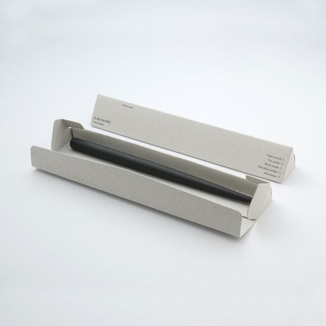 A nib holder that emerged from our desire to create a tool that inspires a lifetime of use, bringing joy to our hands and soul. From the timeless material to the comfortable thickness, form and length, each and every detail has been carefully considered to create a perfect fit. The 7-inch length is similar to that of a standard pencil. Designed to universal specifications to fit all standard nibs, the nib holder will travel with you for a lifetime of writing.
A nib holder crafted from Japanese cherry