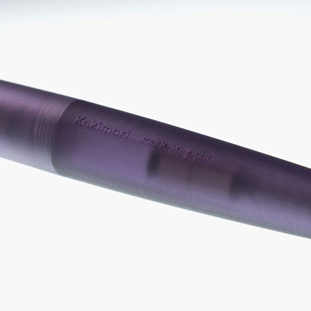 A pen that evokes the texture of frosted glass. Its translucency reveals the internal mechanism as an aesthetic feature. Careful consideration of form and colour palette ensures an elegant presence, even when not in use.
The pen is equipped with thoughtful functionality, including an extended grip section and a screw cap designed for quick access with minimal turns. The visible ink level allows for easy refills.
Available in a Fine and Medium nib
Includes converter
Steel nib