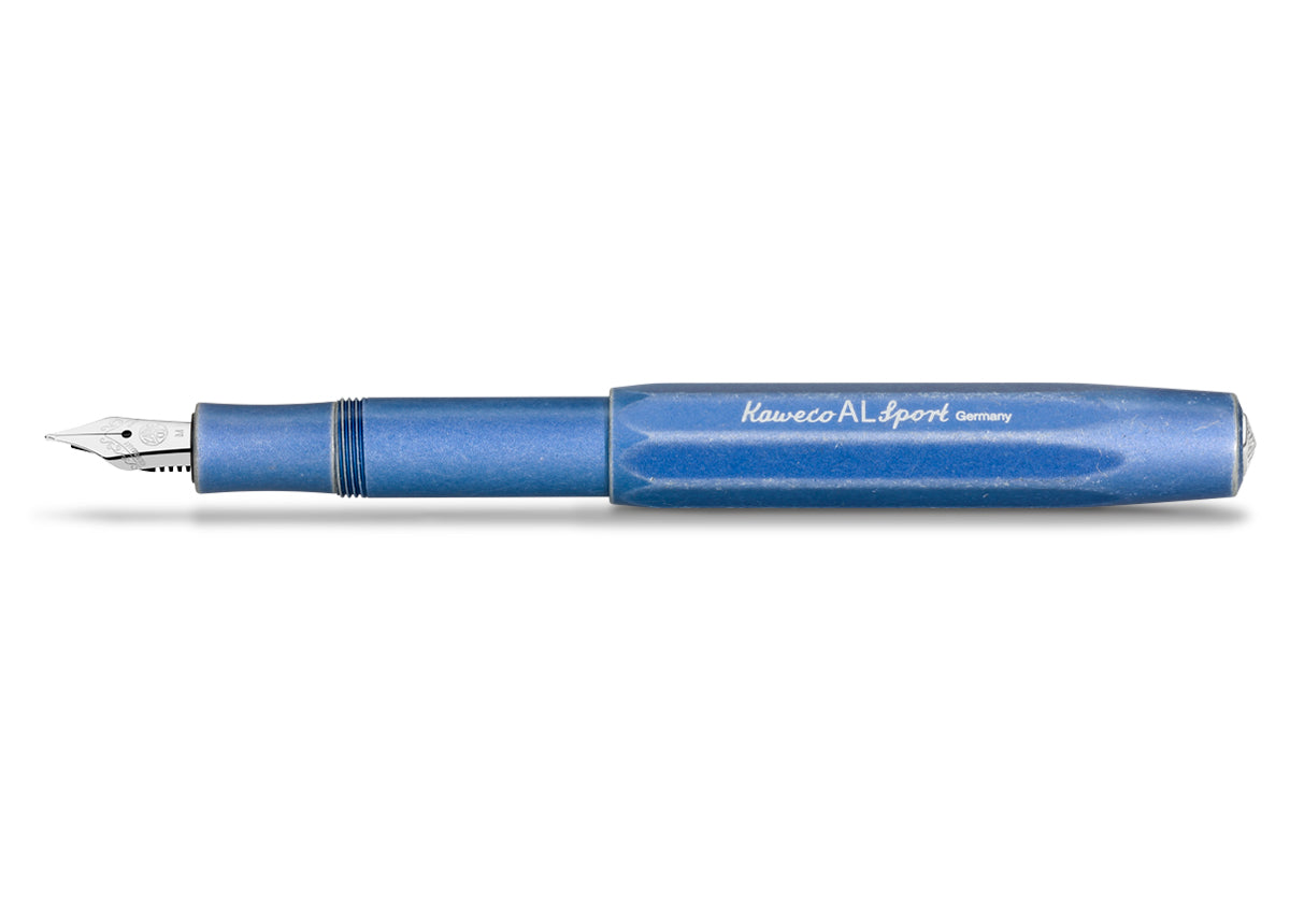 Kaweco AL SPORT Fountain Pen Stonewashed Blue
The AL Sport fountain pen in Stonewashed Blue not only has a casual look but also fits snugly in your hand.
The metallic body is made of high-quality aluminium and grants an unique haptic experience. Its fine surface imparts elegance.