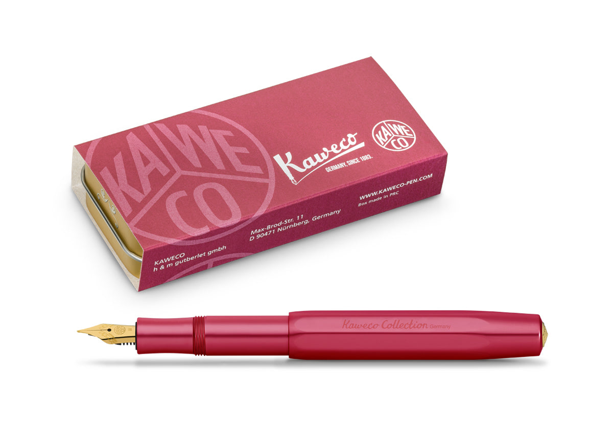 Just like the intricately cut facets of a ruby, the glossy polished surface of the fountain pen creates an exciting play of light on the octagonal shape. The refinement of the surface creates soft, rounded edges, which makes the writing instrument particularly comfortable to hold. A shadow engraving and the combination of aluminum with gold elements complements the elegant character of the pen. Included with this pen is a standard royal blue ink cartridge. 