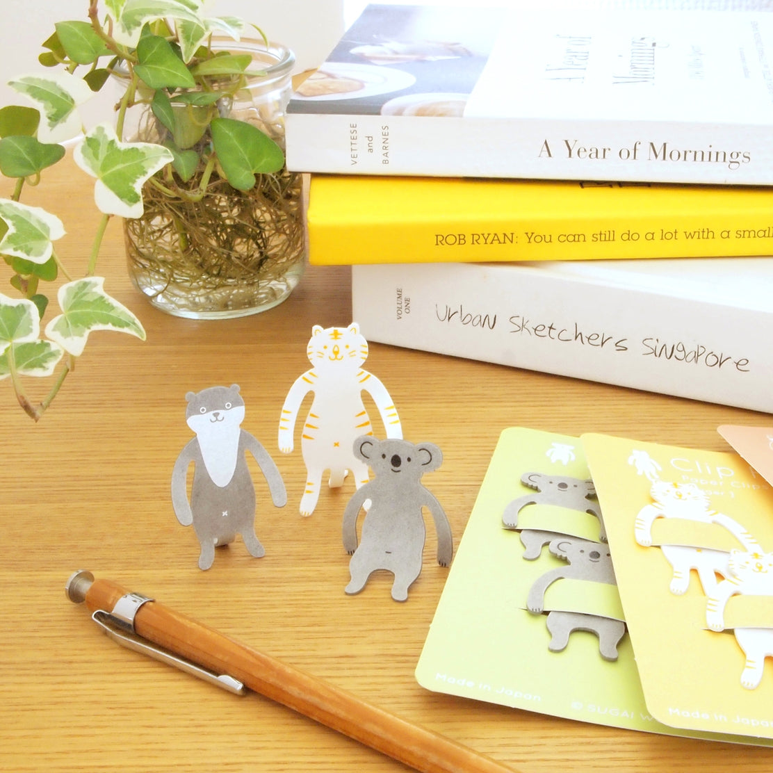 Otter Clip Family Paperclip / Bookmark