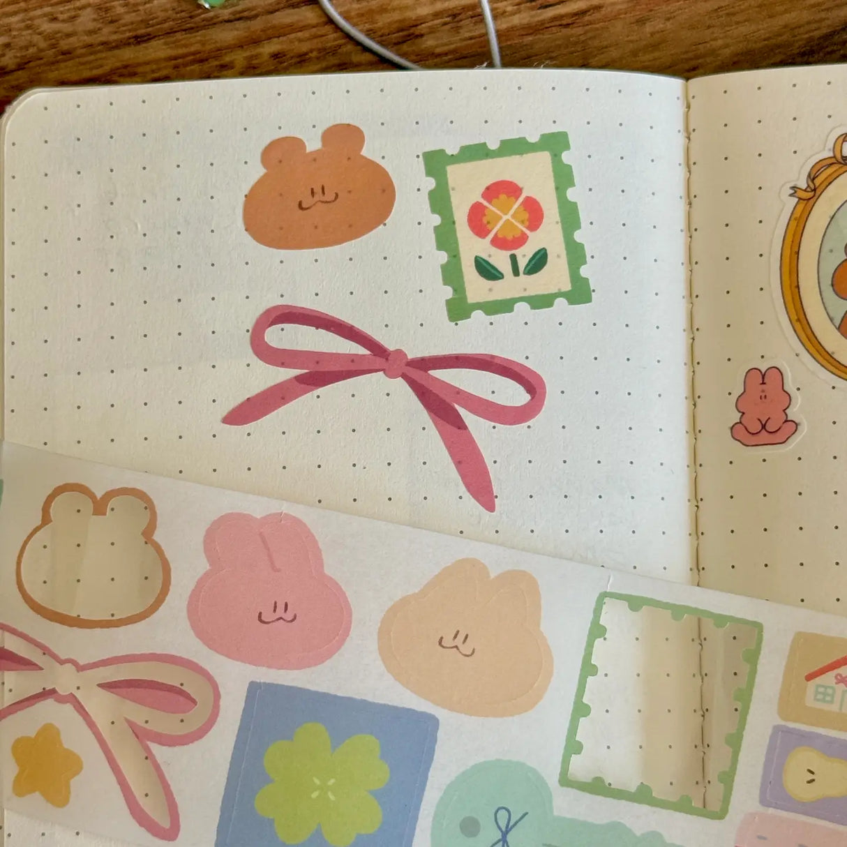5 meters of pure kiss-cut, washi sticker deco bliss~
They readjust easily and blend in with the paper. (Lighter paper recommended for maximum visibility)
Just like the washi tape material you love, but in a sticker roll. No more saving your stickers for later! Use it up!!
Dimensions: 50mm x 5m