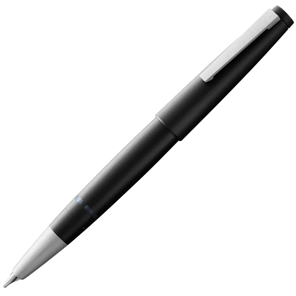 In the beginning was the LAMY 2000: since 1966, the icon has been writing design history. Then as now, the LAMY 2000 has always been a fixture of the LAMY design. It stands out above all for its high level of engineering and embodies a unique symbiosis of aesthetics and functionality. Experience a premium-grade writing experience thanks to seamless material combinations, an externally sprung stainless steel clip and comfortable body balancing.
Piston operated filling system
fibreglass
fittings: stainless s