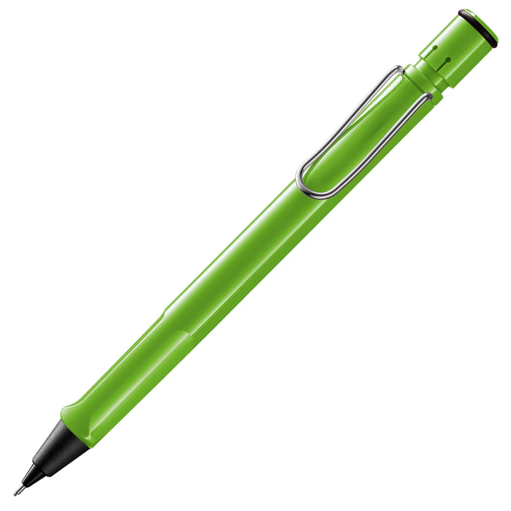 Fountain pen, icon, global success: the LAMY safari has been a beloved classic since its introduction in the 1980s and enjoys a cult status untypical for a writing instrument. Countless colours and ever-changing special editions make hearts beat faster - whether for the pencil case or the carefully curated fountain pen collection.
The LAMY safari is more than the sum of its details: it is aesthetic, robust and individual. The distinctive, self-sprung clip keeps the writing instrument securely fastened in p
