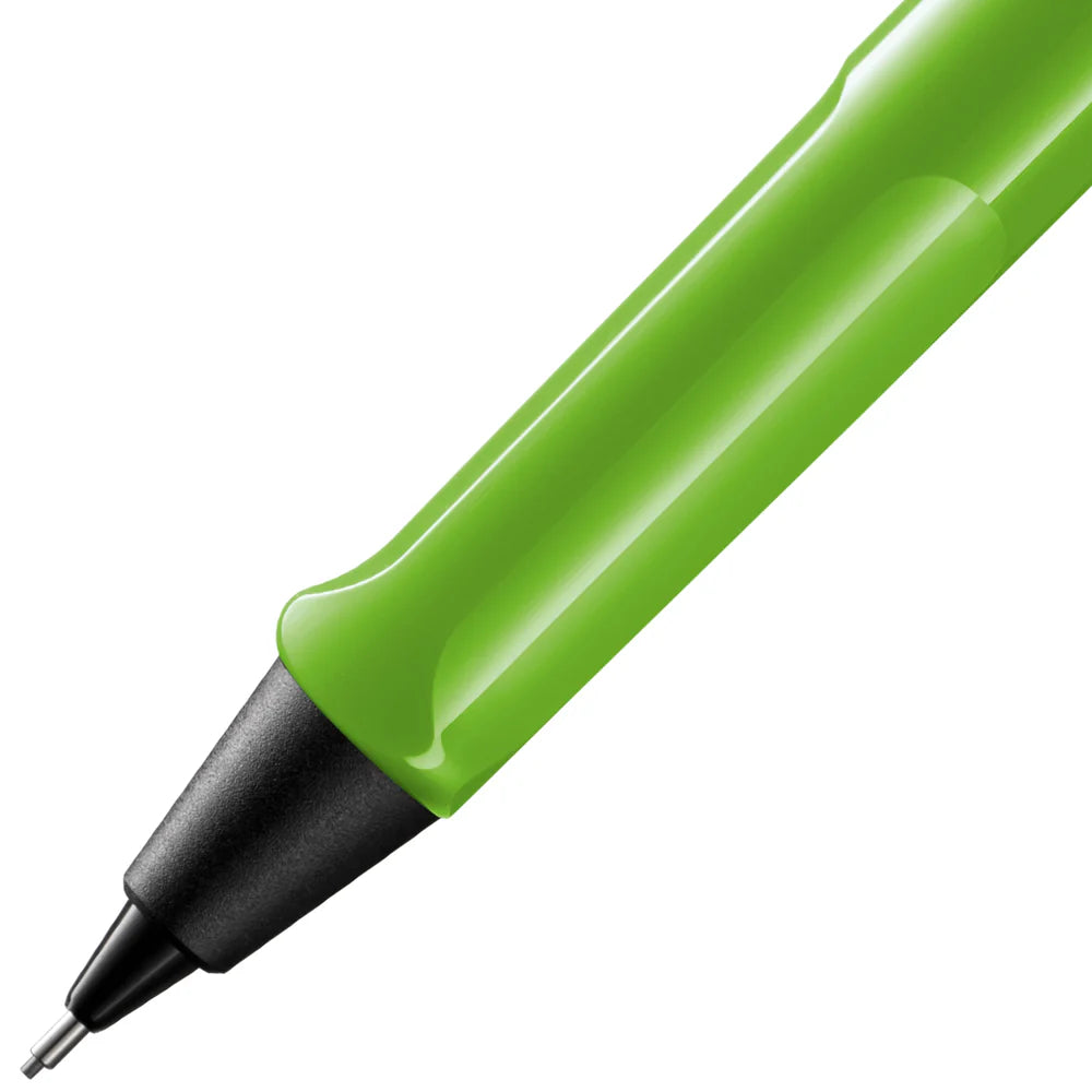 Fountain pen, icon, global success: the LAMY safari has been a beloved classic since its introduction in the 1980s and enjoys a cult status untypical for a writing instrument. Countless colours and ever-changing special editions make hearts beat faster - whether for the pencil case or the carefully curated fountain pen collection.
The LAMY safari is more than the sum of its details: it is aesthetic, robust and individual. The distinctive, self-sprung clip keeps the writing instrument securely fastened in p