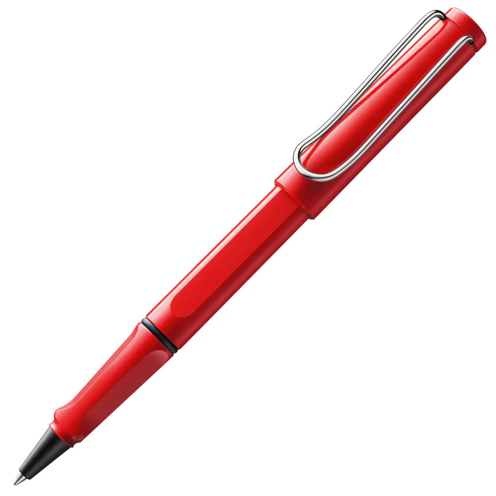 Fountain pen, icon, global success: the LAMY safari has been a beloved classic since its introduction in the 1980s and enjoys a cult status untypical for a writing instrument. Countless colours and ever-changing special editions make hearts beat faster - whether for the pencil case or the carefully curated fountain pen collection.
The LAMY safari is more than the sum of its details: it is aesthetic, robust and individual. The distinctive, self-sprung clip keeps the writing instrument securely fastened in p