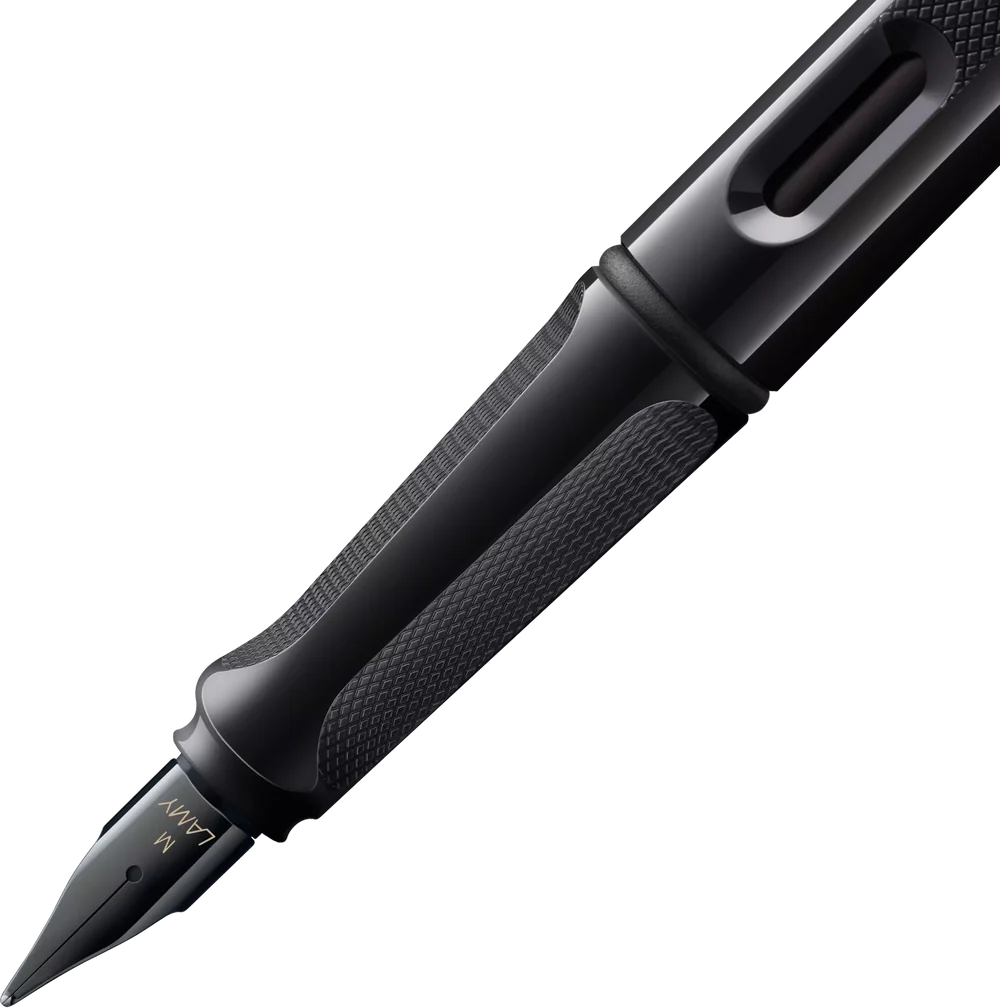 LAMY Special Edition Safari Fountain Pen - Meteorite
Fountain pen, icon, global success: the LAMY safari has been a beloved classic since its introduction in the 1980s and enjoys a cult status untypical for a writing instrument. Countless colours and ever-changing special editions make hearts beat faster - whether for the pencil case or the carefully curated fountain pen collection.
The LAMY safari is more than the sum of its details: it is aesthetic, robust and individual. The distinctive, self-sprung cl