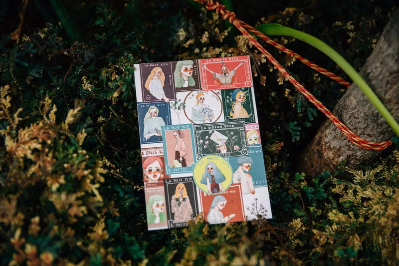 La Dolce Vita - Dearest Postcard
Dear One:
If I start with this,
would you like to listen to me?
Incudes 1 postcard
Size: 105x148 mm
Material: Ivory 250g
Made in Taiwan