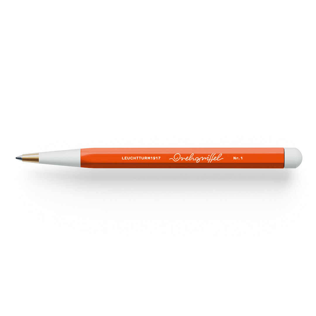 Leuchtturm1917 Drehgriffel Nr. 1 Gel Pen - Pumpkin
Details:
• Gel pen made from precision-milled aluminum and brass
• Document proof ISO 15727-2
• Strength M
• Ink color: Gel Pen - black
• Refillable
• Length: 13 cm