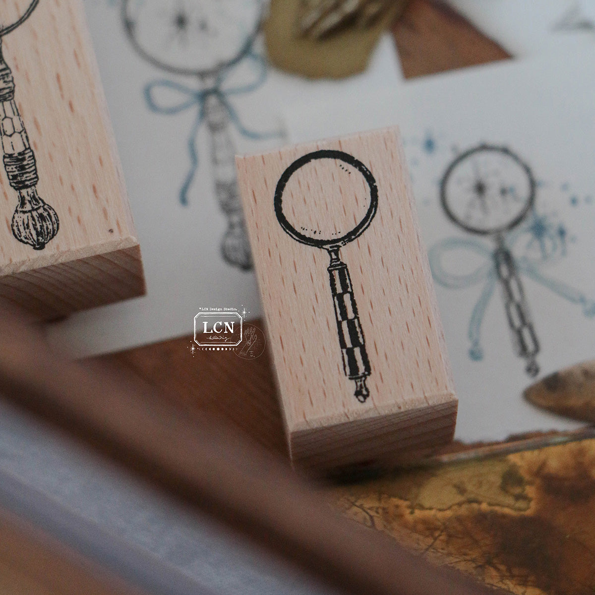 LCN Wooden Stamp - Magnifying Glass Small