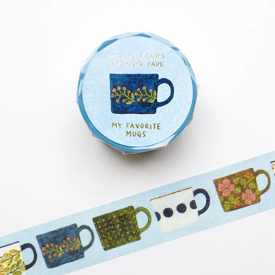 Cozyca Products - Midori Asano Washi Tape - My Favorite Mugs
Washi tape by illustrator Midori Asano. Cute mugs with chubby shapes are lined up.
It's fun to spend time thinking about which mug to use today.mThe shiny, casually sprinkled gold foil stamping is also stylish.
20mm wide x 5m long