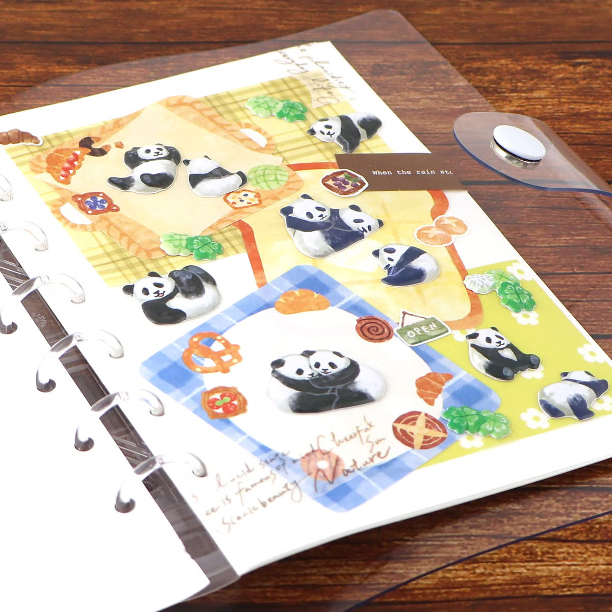 A small three-dimensional sticker is now available!
You can enjoy a miniature-like presence with 6 variations of sweets, animals, girls, and more.
Includes ONE sticker sheet.