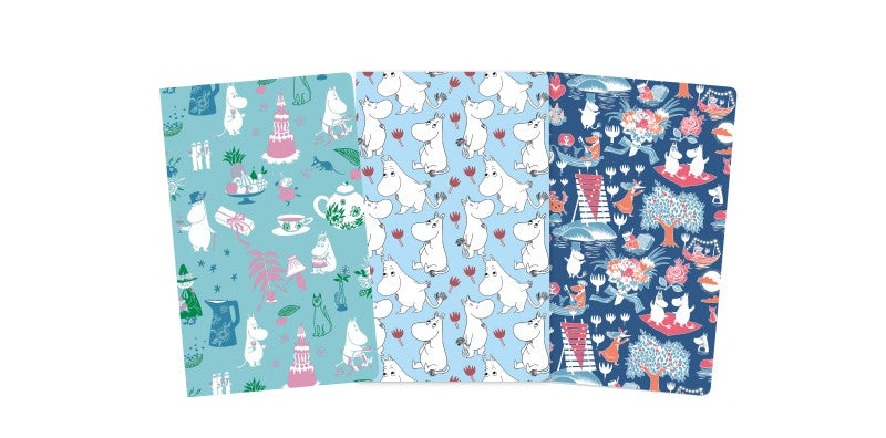 Moomin Classics Set of 3 Mini Notebooks features a collection of three mini, foiled notebooks, each with a different beautiful design. With alternating lined and blank pages, a sturdy cover and rounded corners, they are perfect to be carried everywhere!
Each has a rounded spine with alternating lined and blank pages.