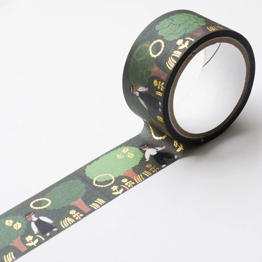 Foil-stamped masking tape for the Illustrator Unit and tie. In the deep green forest, you'll find sparkling flowers and black cats. The gold foil stamping applied throughout the tape adds a design accent. Cut short to use as stickers, or as a pop point in wrapping or decoration.
✨ Product Features
Gold foil stamping for a subtle, elegant shine
Perfect for decorating planners, journals, cards, gifts, and scrapbooks
High‑quality Cozyca Products washi tape
Size: 20 mm × 5 m