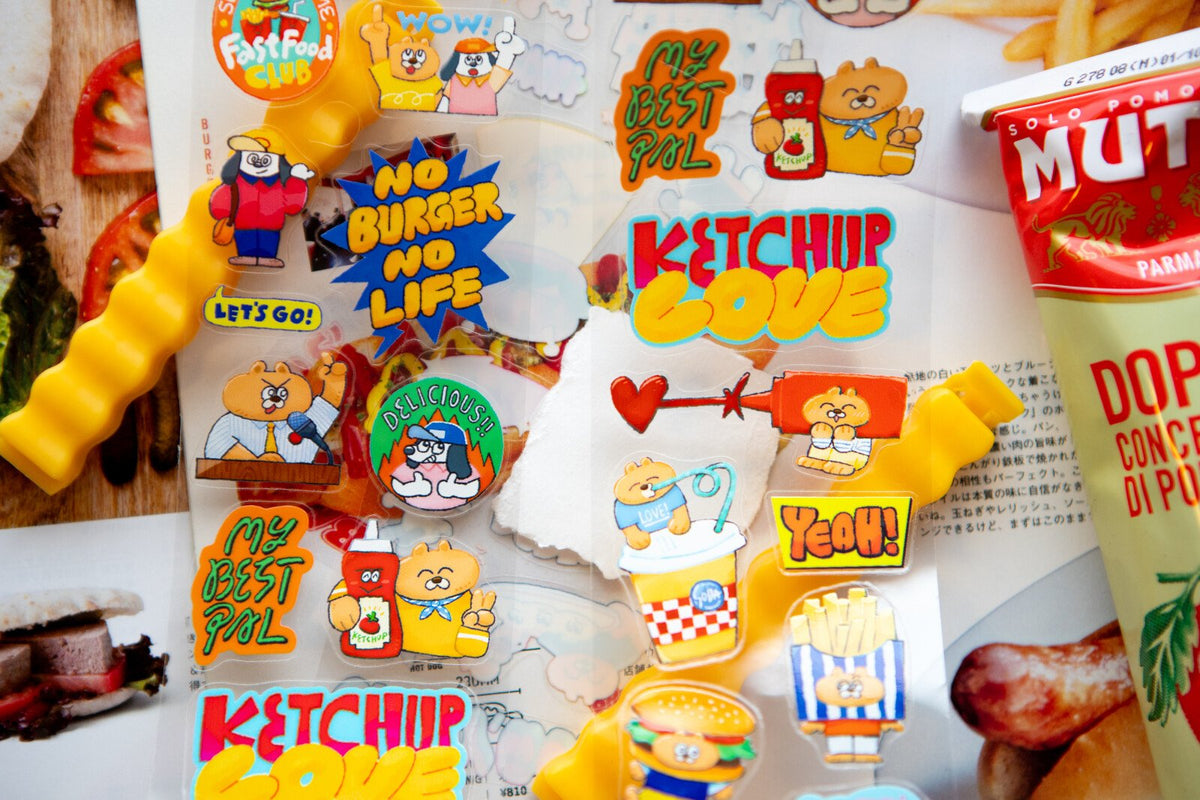 Welcome to the "Awesome Fast Food Club"!
Treat yourself today,
and indulge in the pure joy of burgers and fast food bursting with flavor!!