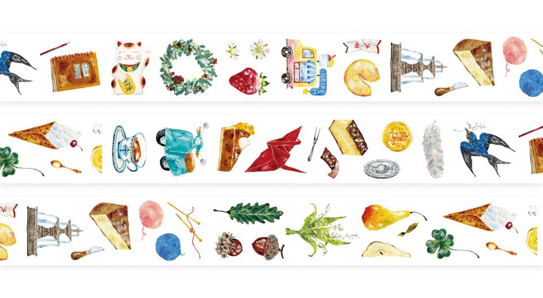 In everyday life,
there are always moments when we wish for a little bit of luck.
Paper cranes for good health, tiny fortune cookies,
a star on a barn door, a four-leaf clover…
The illustrations from this year’s Fortune planner into die-cut PET tapes.